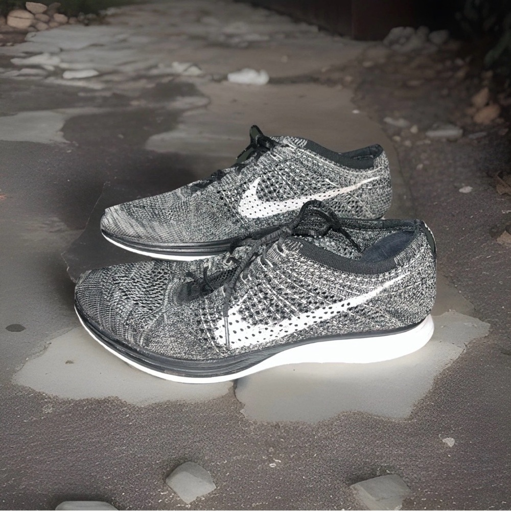 NIKE AIR FLYKNIT RACER 526628-012 OREO 11 DUNK FORCE MAX 1 90 PRESTO 180 95